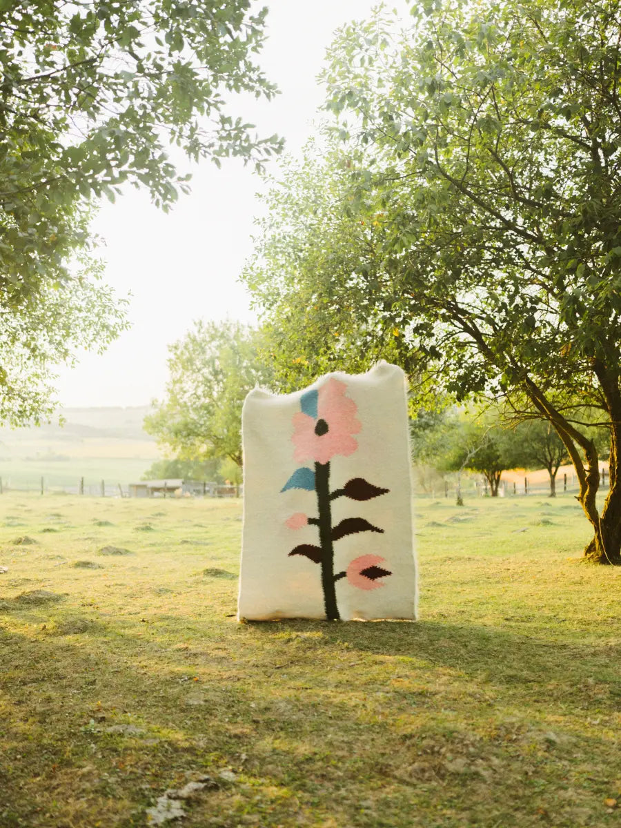 Handwoven Wool Lizhnyk — Floral