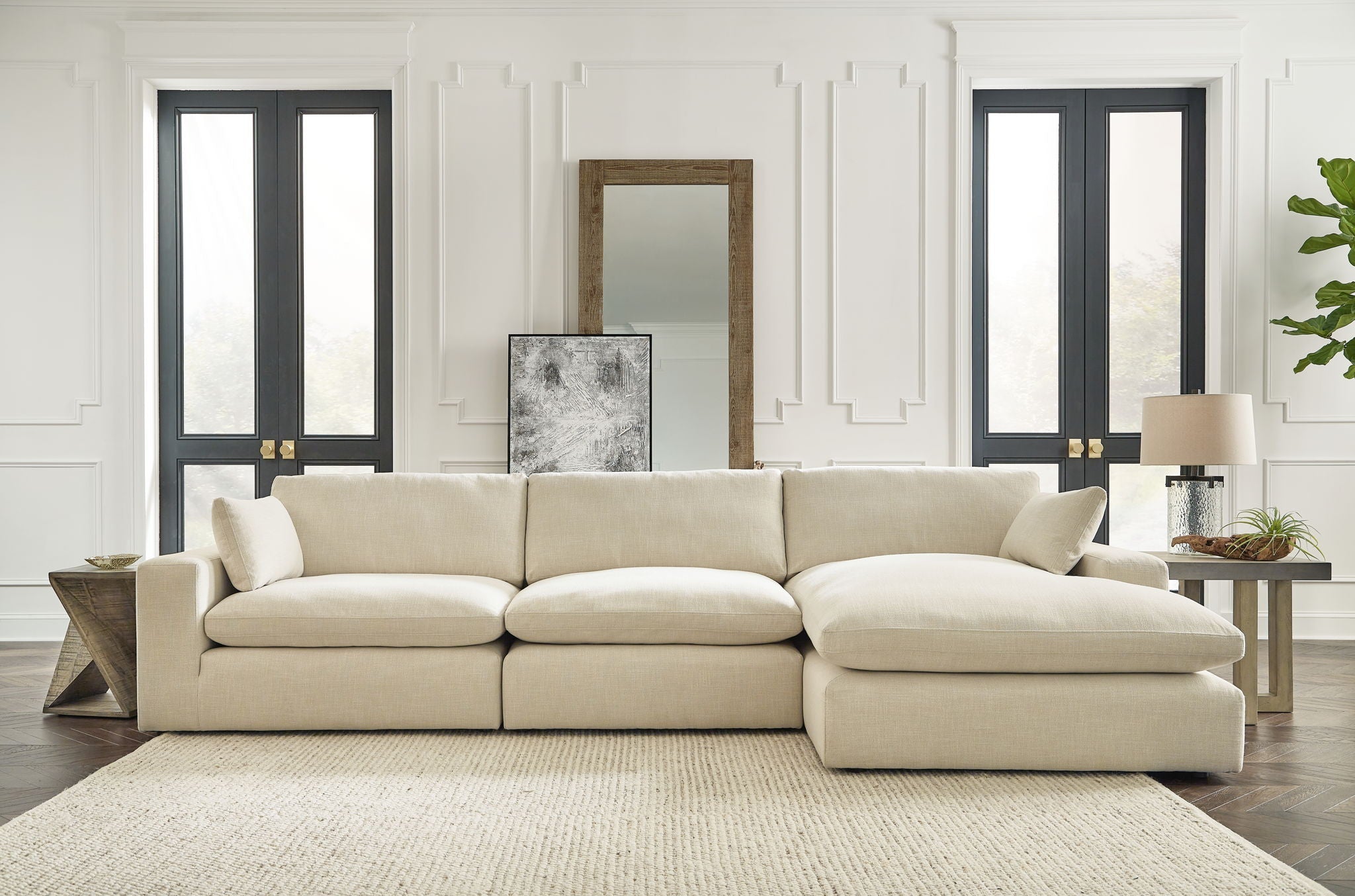 Elyza Sectional