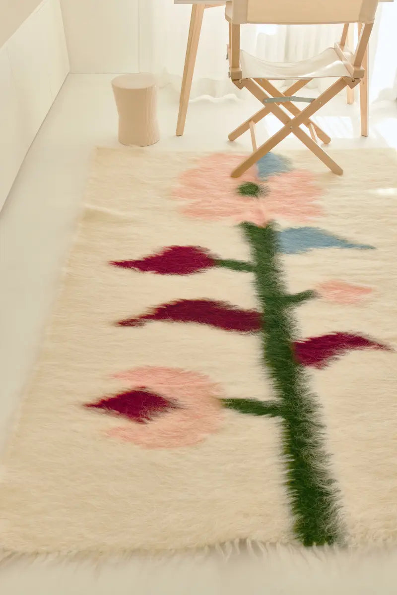 Handwoven Wool Lizhnyk — Floral