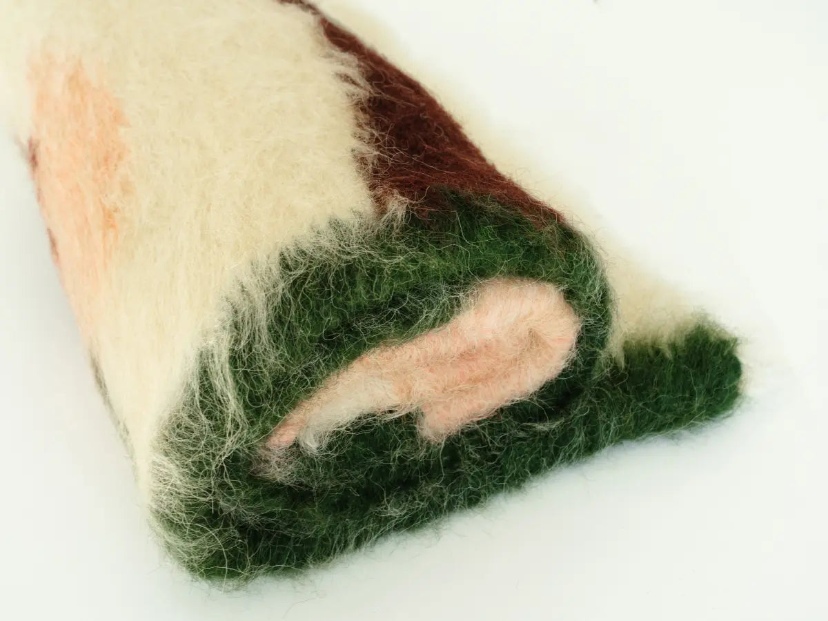 Handwoven Wool Lizhnyk — Floral