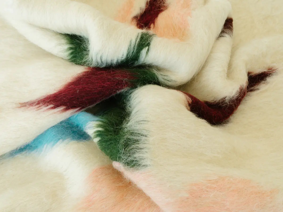 Handwoven Wool Lizhnyk — Floral