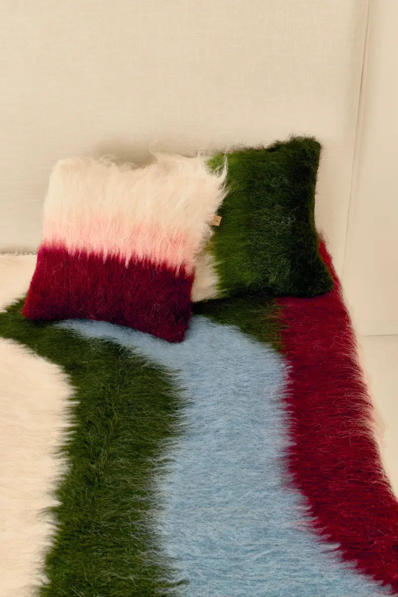 Handwoven Wool Lizhnyk — Large Floral